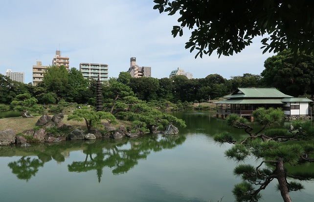 ちょっと足を伸ばして